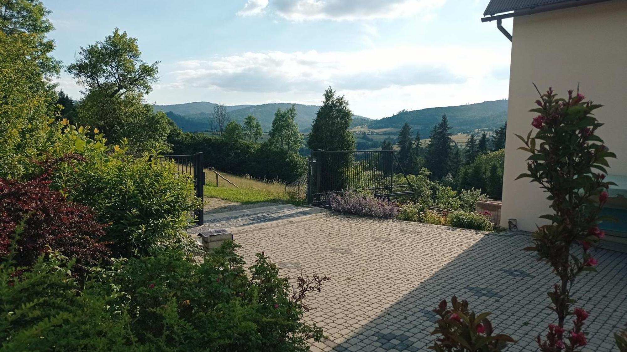 Agroturystyka "Na Polanie" Rajcza Luaran gambar